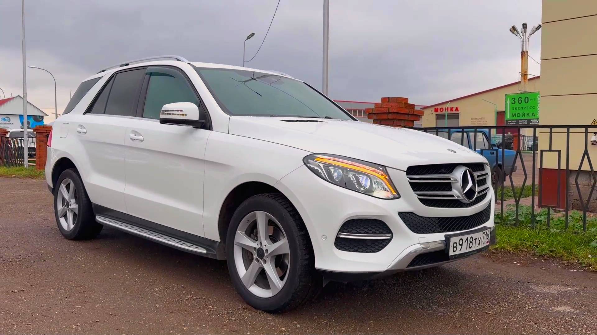 2017 Mercedes-Benz GLE350d 4Matic In Depth Tour