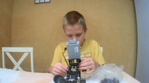 Собираем LEGO машинку (серия 2)