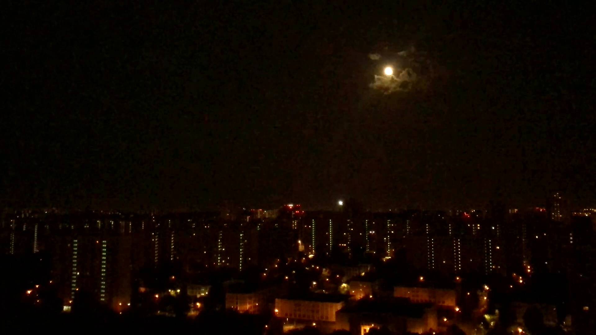 Летняя луна. Вернёмся на несколько секунд в ЛЕТО... смотреть онлайн