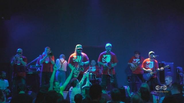 Мамульки бенд - Я ту-ту (live Джао Да, Ярославль) смотреть онлайн