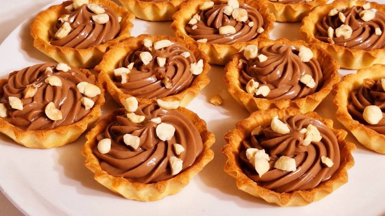 Тарталетки с шоколадной начинкой! Просто и вкусно! Шоколадные Тарталетки со Сладкой Начинкой. смотреть онлайн