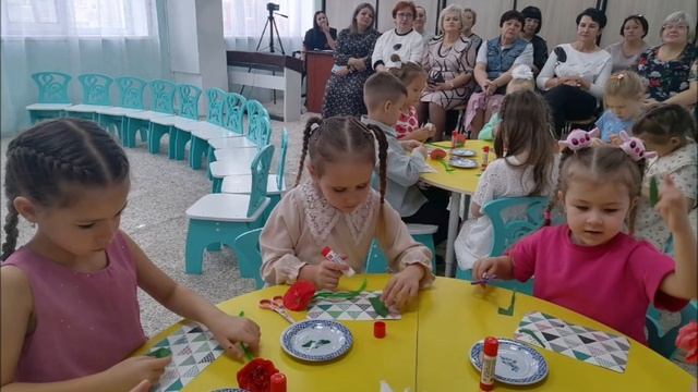 Открытое комплексно-тематическое занятие "Помним, Гордимся, Благодарим" смотреть онлайн