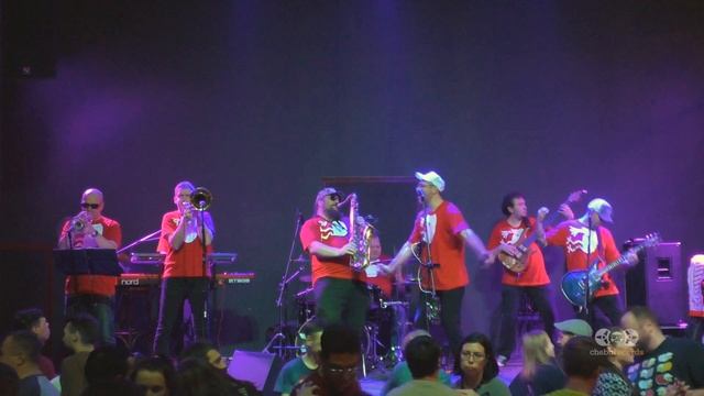 Мамульки бенд - Телефонная тишина (live Джао Да, Ярославль) смотреть онлайн