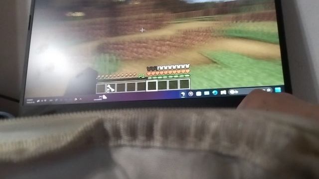 Играю в первый раз в  маинкрафт / Софь в Minecraft😄😃.