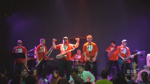 Мамульки бенд - Раз в три дня (live Джао Да, Ярославль) смотреть онлайн
