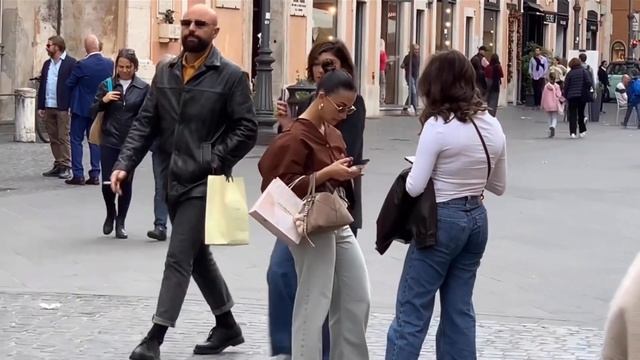 📍 STREET STYLE в РИМе, ИТАЛИЯ. Смотрите и вдохновляйтесь смотреть онлайн
