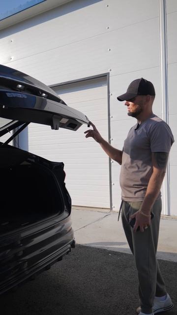 Купить кроссовер на левом руле | Geely Tugella: как мы нашли идеальное авто для нашего клиента смотреть онлайн