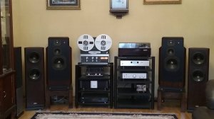 Rotel CD11 Tribute. Rotel RA-1060. Revox Agora B MkII. Testing Compact Disc Player.