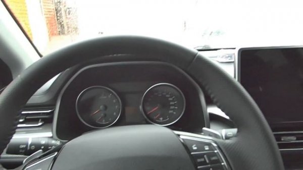 Haval M6. Накатал на Вестах 150 тысяч км, пересел на Haval. А оно вам надо?