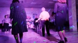 ТАНЦЫ (СНЯТО СКРЫТОЙ КАМЕРОЙ) 
   В САНАТОРИИ БЕРЁЗОВАЯ РОЩА ПЕНЗЕНСКАЯ ОБЛАСТЬ