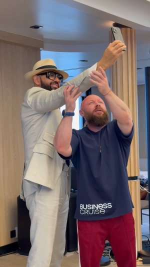 Будь скучным.