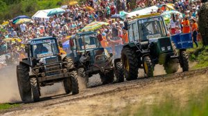 Гонки на тракторах «Бизон-Трек-Шоу»