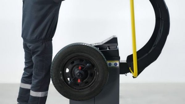 Балансировочный станок с ручным вводом параметров KraftWell