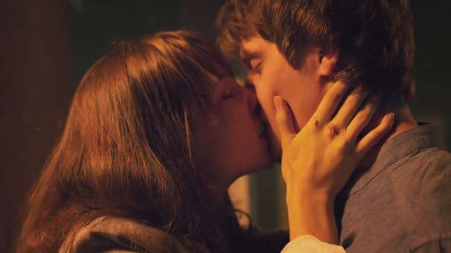 ОБМАНИ, ЕСЛИ ЛЮБИШЬ - 7 серия смотреть онлайн