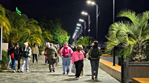 ✅️🌴26 ОКТЯБРЯ В АДЛЕРЕ: +15°ТЕПЛА, ЗАВТРА +22°, НАБЕРЕЖНАЯ АДЛЕРА ВЕЧЕРОМ. ЛУЧШИЕ МЕСТА. АДЛЕР 2025