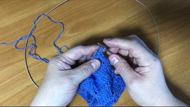 Узор спицами "Ажурная шахматка" смотреть онлайн