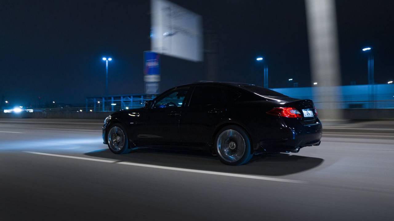 Infiniti M37 - Банк смотреть онлайн