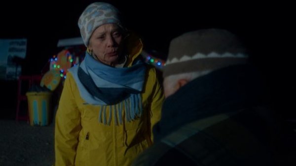 Трейлер «Продукты напротив» / A food van nearby Trailer