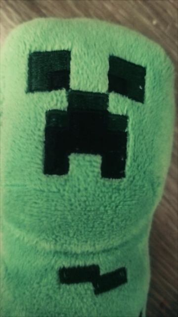 подожди набери на этом видео просмотров оно короткое