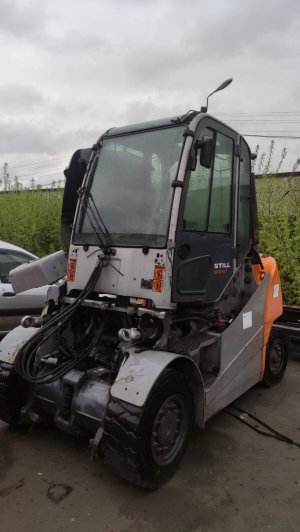 Из сложного к невозможному. Часть 1. Трансформация вилочного погрузчика и адаптация его на гидру.