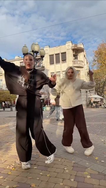 2025-10-27 смотреть онлайн