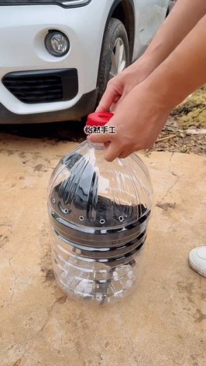 Самодельное приспособление для курицы из бутылки от минералки