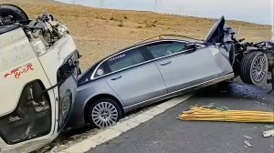 Фото, видео подборка Аварий и ДТП с грузовиками и легковым транспортом 🚛🚗