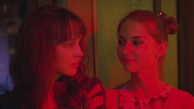 ОБМАНИ, ЕСЛИ ЛЮБИШЬ - 3 серия смотреть онлайн