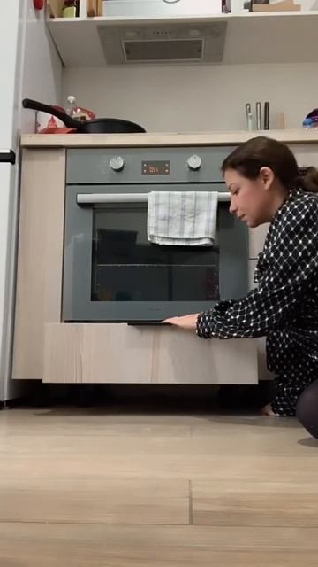 Зачем нужны все эти полки на кухне смотреть онлайн