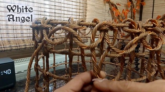 Вязаное интерьерное кашпо