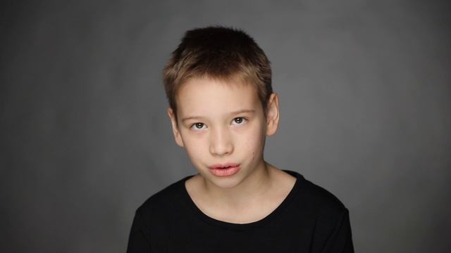 Актерская визитка – Иван Бутряшкин – Агентство молодых актеров ЛАМА