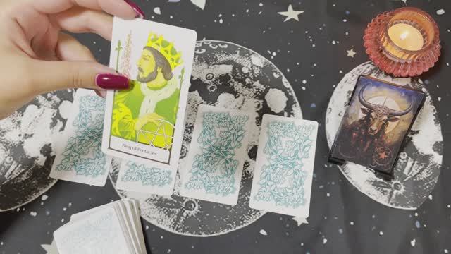 Телец. Таро прогноз на ноябрь 2025 года. Гадание онлайн смотреть онлайн