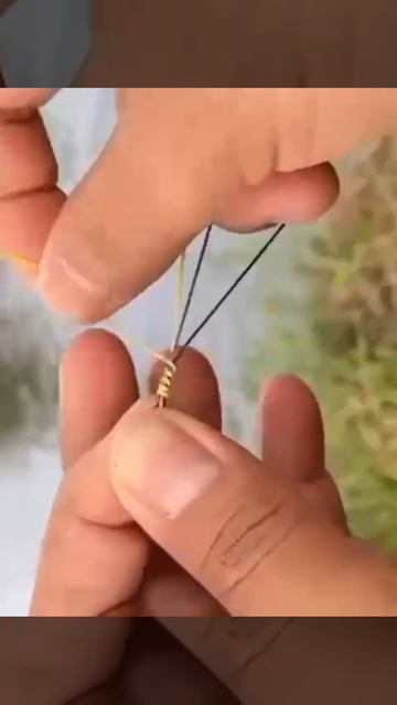 Как связать две плетёнки вместе? Простой и надёжный узел. В копилку лайфхаков.. смотреть онлайн