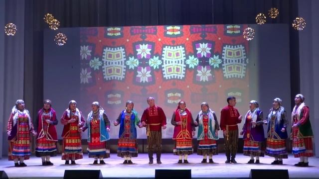 Песня на удмуртском яз.в исп. анс. УЧЫ НЫЛ д. Вязовка Татышлинского р-на. Видео Василия Хайбуллина смотреть онлайн