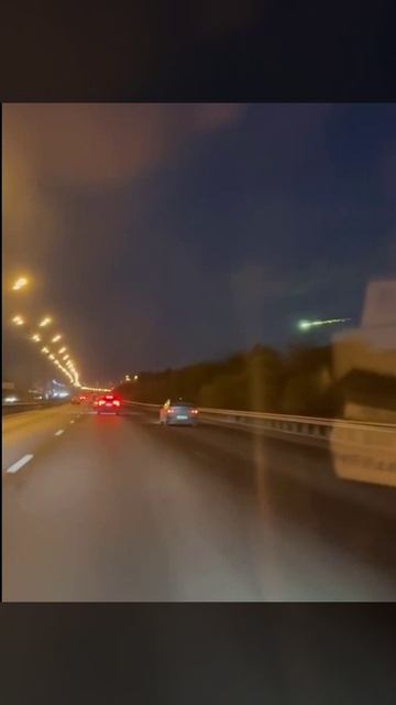 МЕТЕОРИТ НАД МОСКВОЙ.! смотреть онлайн