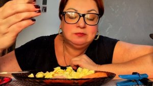ПОЧТИ МОЛЧА НАСЫЩАЮСЬ/ГЛАЗА КОСЫЕ,ЯЗЫК НЕ ВОРОЧАЕТСЯ/МУКБАНГ