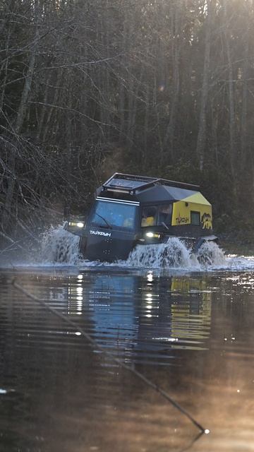Вездеход Тайфун Путешествие в Вепсский лес. Щука, уха и настоящее бездорожье. смотреть онлайн