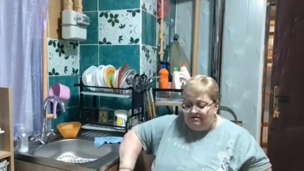 ОБЗОР НА КАНАЛ ЖЕНЩИНА ПО ИМЕНИ РИММА, РОЛИК ПРО ТО КАК ОНА ГОВОРИЛА ПРО  НОВОРОЖДЕННОГО РЕБЁНКА