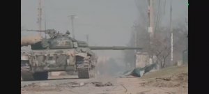 "Пошёл четвёртый год войны. Четвёртый год страна воюет". Автор песни Николай_Карелов.