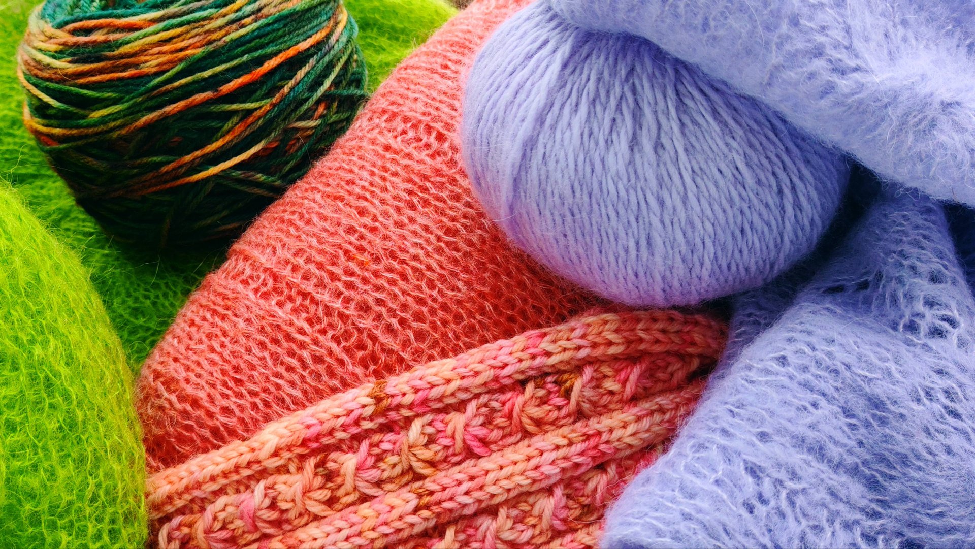 ВЯЗАНИЕ... КАК ЖЕ Я ЛЮБЛЮ ПРЯЖУ И НАШЕ ЧУДЕСНОЕ ХОББИ! смотреть онлайн