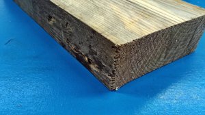 Блестящая идея из старой доски и циркулярки