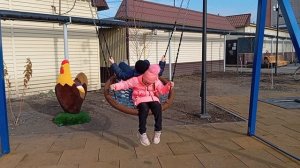 Будни нашей семьи.Испекла хлебушек.Запекаю картофель.Прогулка в парке.