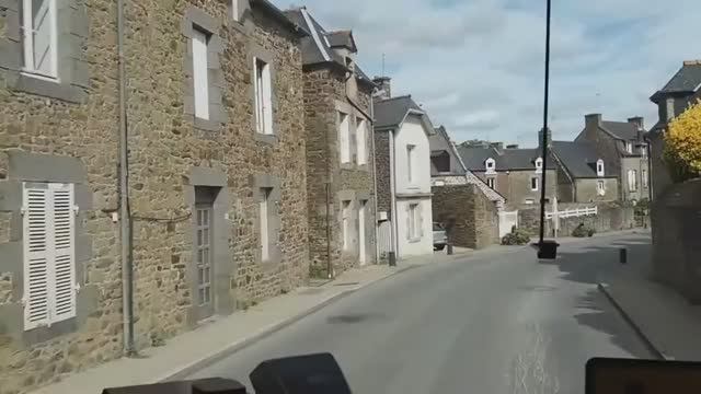 Франция, Бретань - вид из окна автобуса. смотреть онлайн