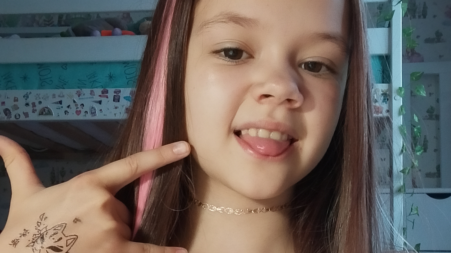 уродский макияж чек добьём пожалуйста 970 подписчиков смотреть онлайн