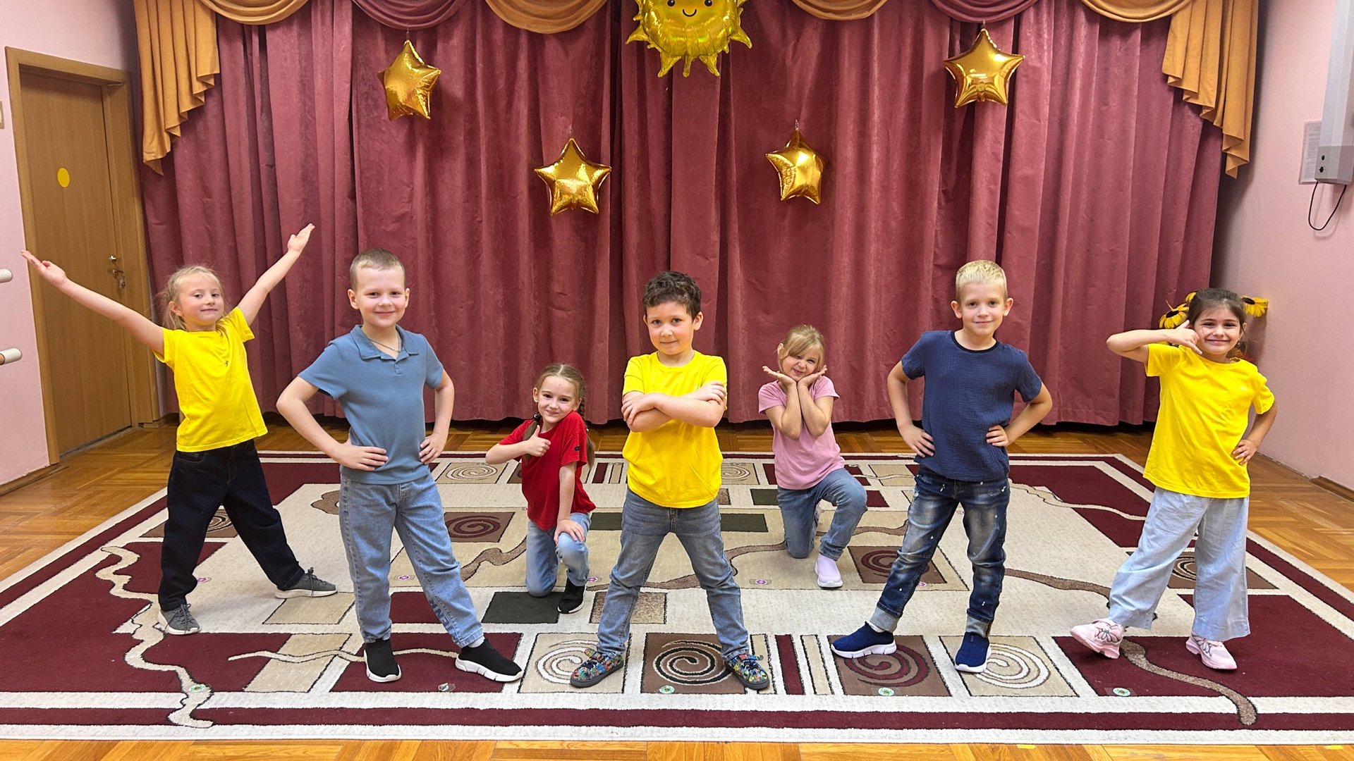 ДЕТСТВО это СЧАСТЬЕ 💥💖✨*** ТАНЕЦ к ЛЮБОМУ празднику*** смотреть онлайн