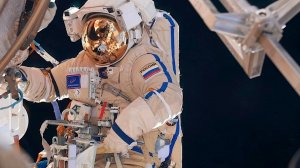 Космонавты Рыжиков и Зубрицкий во второй раз за месяц вышли в открытый космос