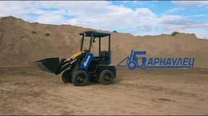 Мини-погрузчик ＂Барнаулец 500＂