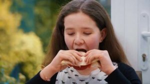 Go Getter 1, Video 17, p.40, Unit 3.4 Where's the bathroom?