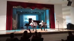 под небом Парижа