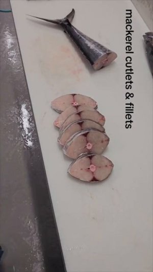 Разделка рыбы. Большая макрель